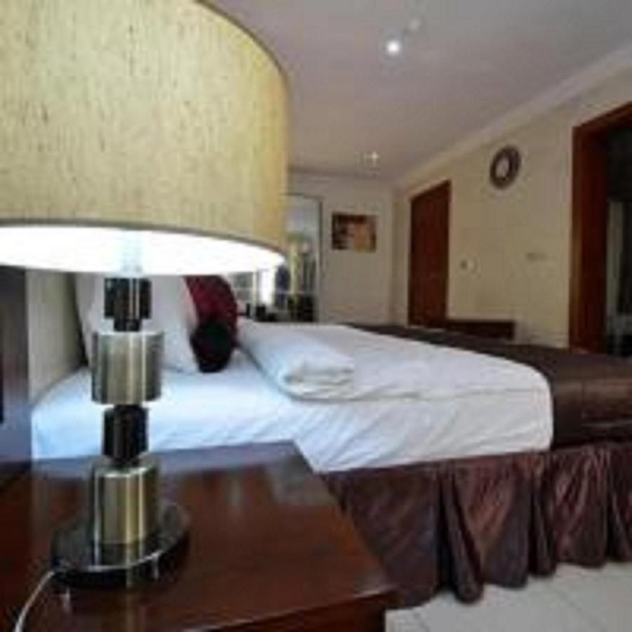 Palazzo Dumont Hotel Ikuata Екстер'єр фото