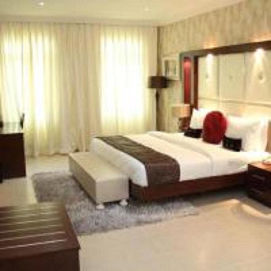 Palazzo Dumont Hotel Ikuata Екстер'єр фото